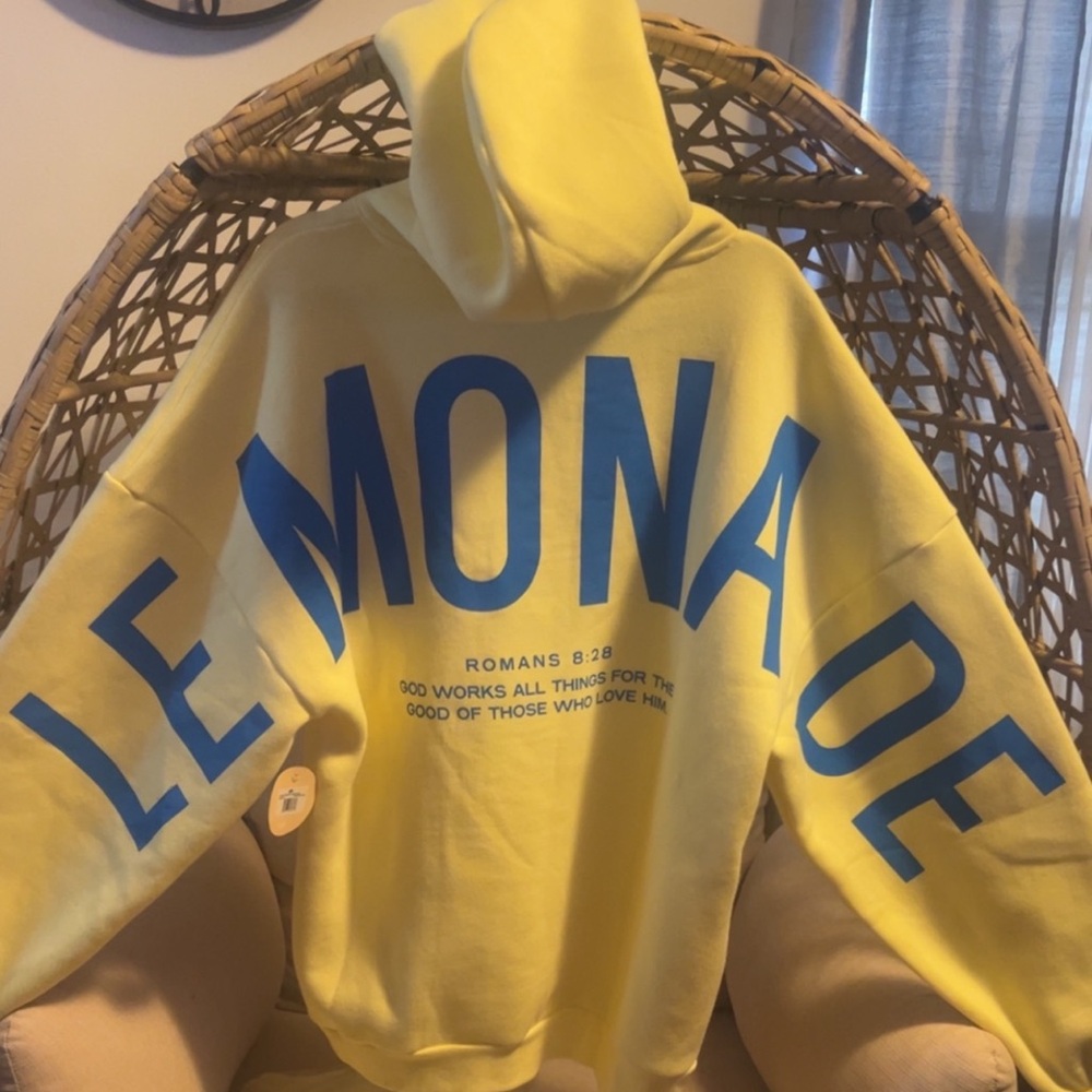 GLO Yellow and Blue Men's Lightweight Jacket🍋 - Picture 2 of 3